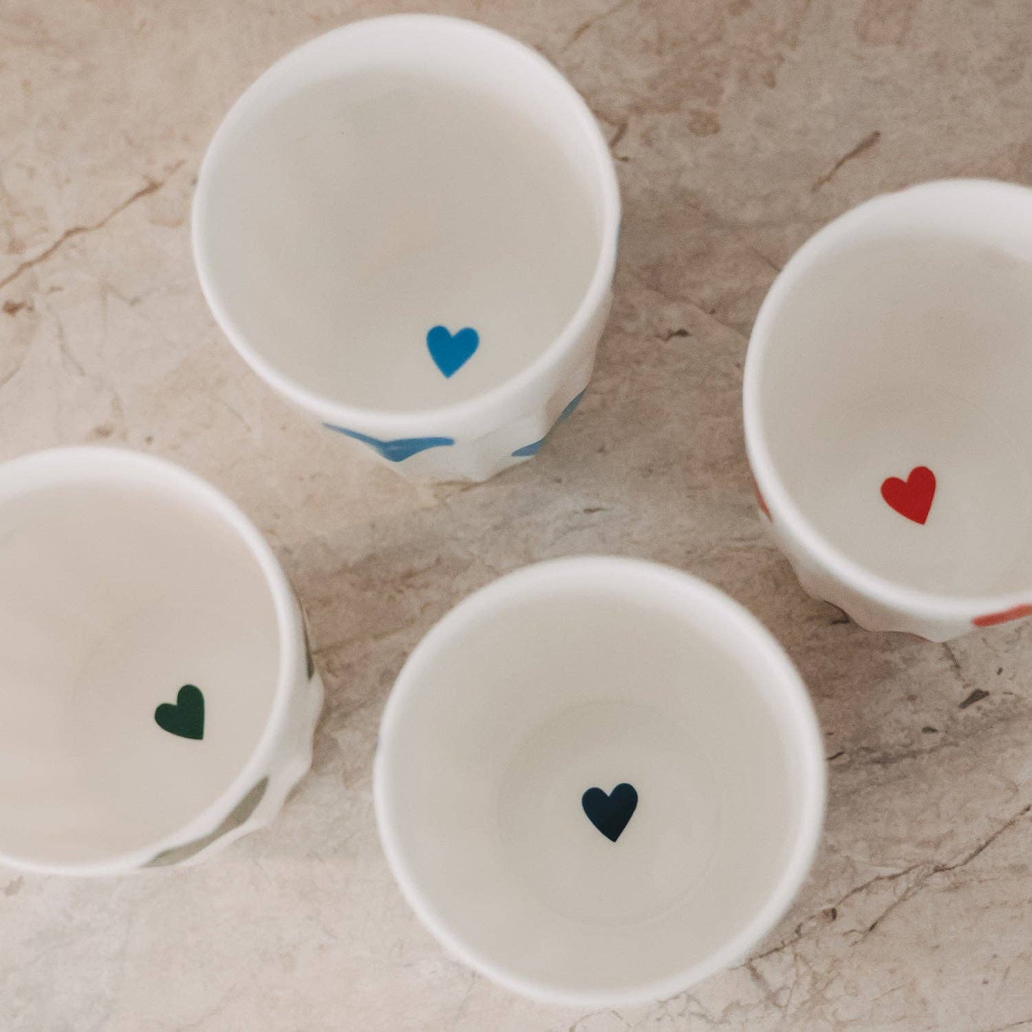 Herz Becher Hellblau Fine Bone – Kaffeetasse mit Herzen | Geschenk für Sie