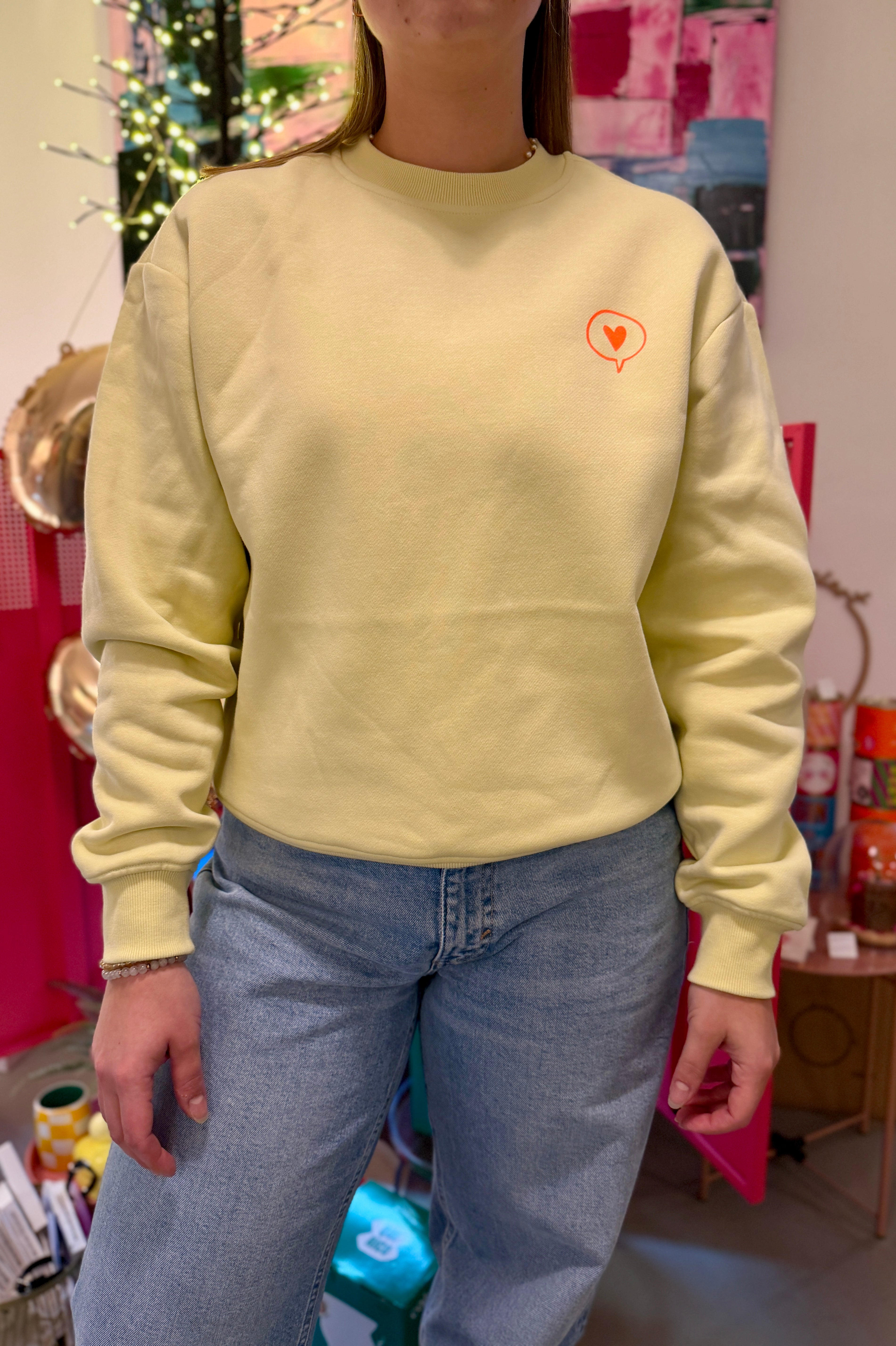 DG Sweatshirt, Soft Yellow