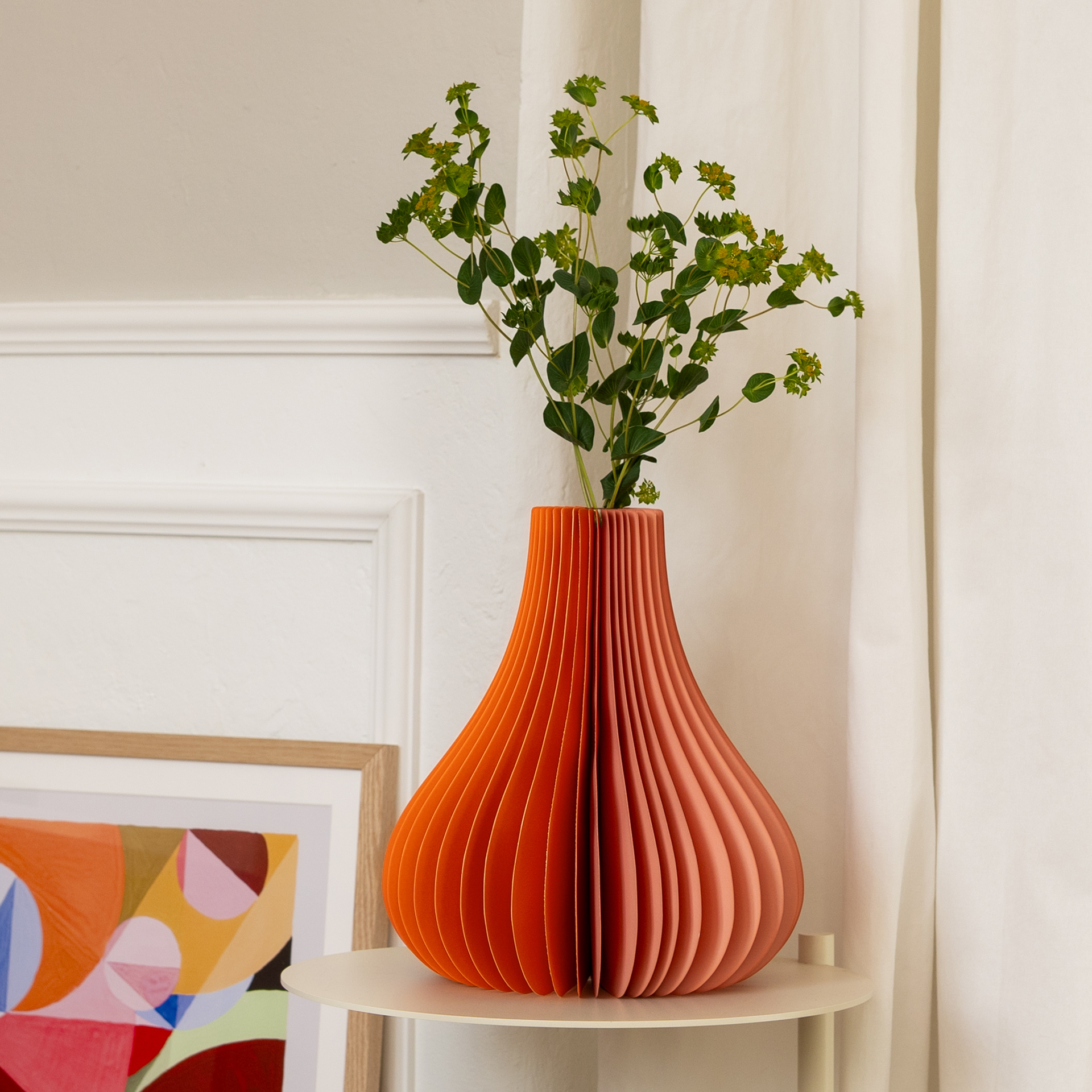 Remember Papiervase Yuki – Faltbare Vase mit Glaszylinder & Magnetverschluss YOKI orange