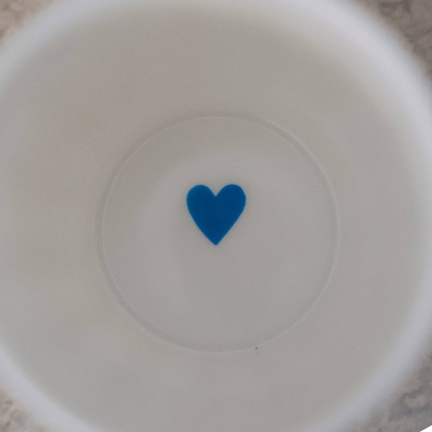 Herz Becher Hellblau Fine Bone – Kaffeetasse mit Herzen | Geschenk für Sie