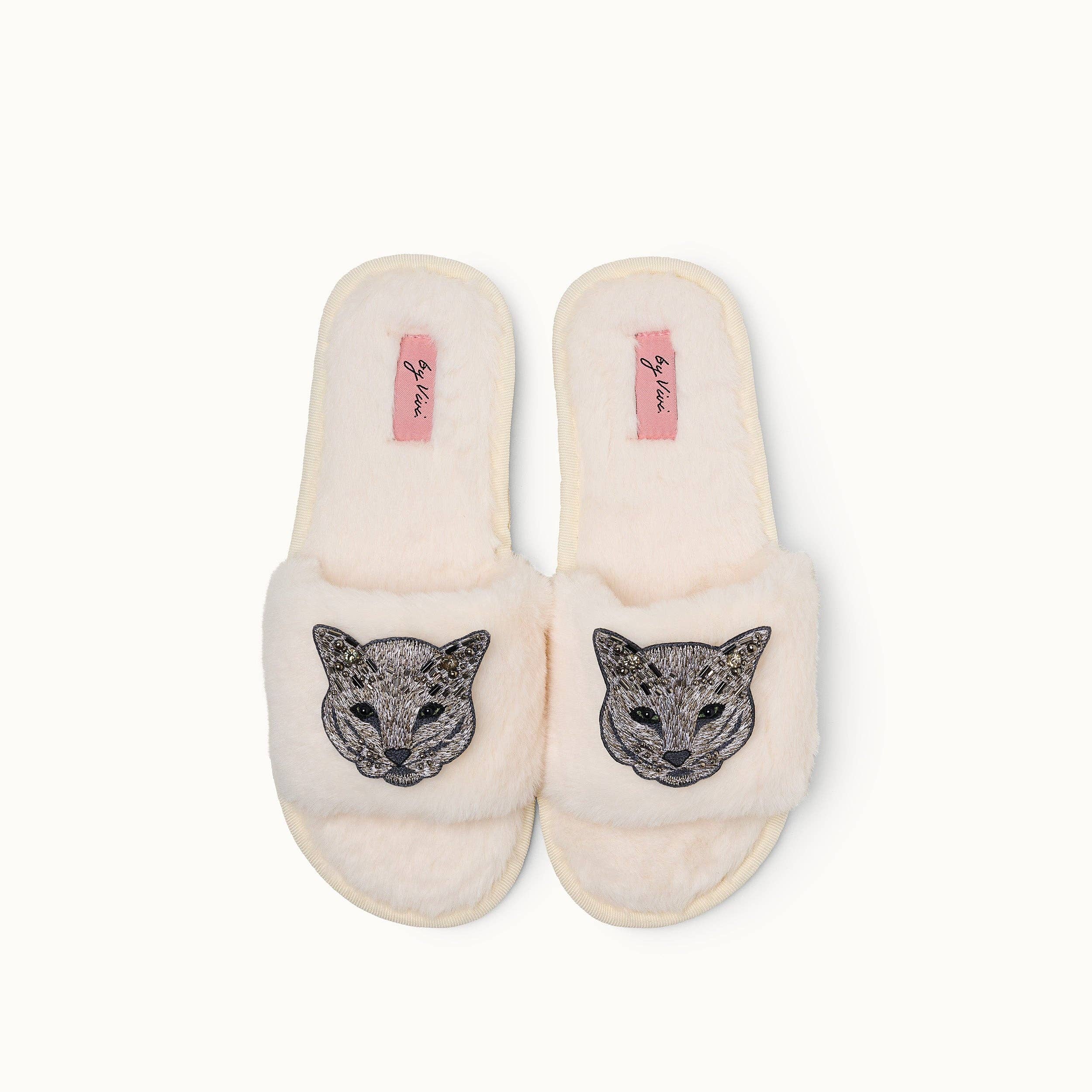 Brosche: Katze
