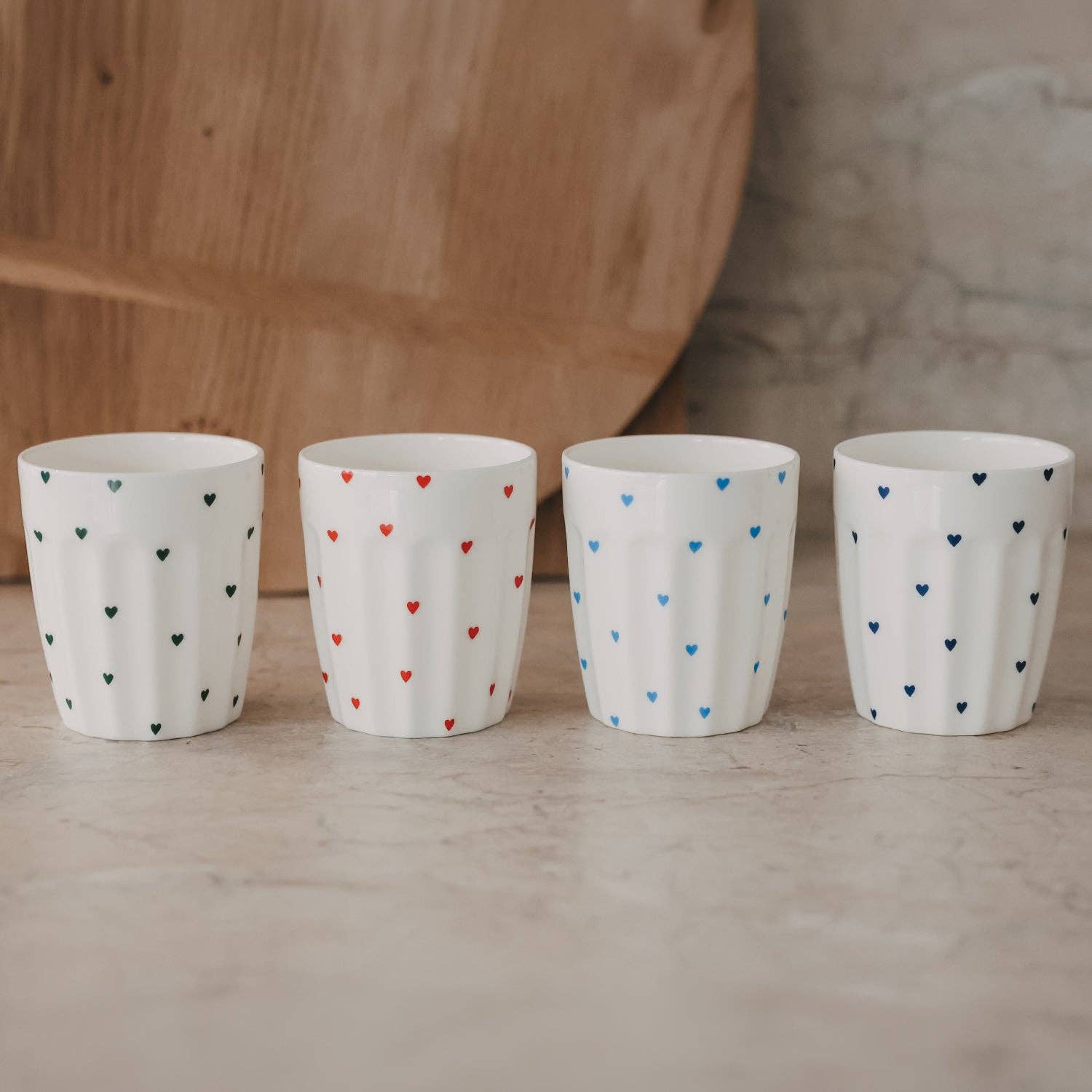 Becher kleine Herzen hellblau