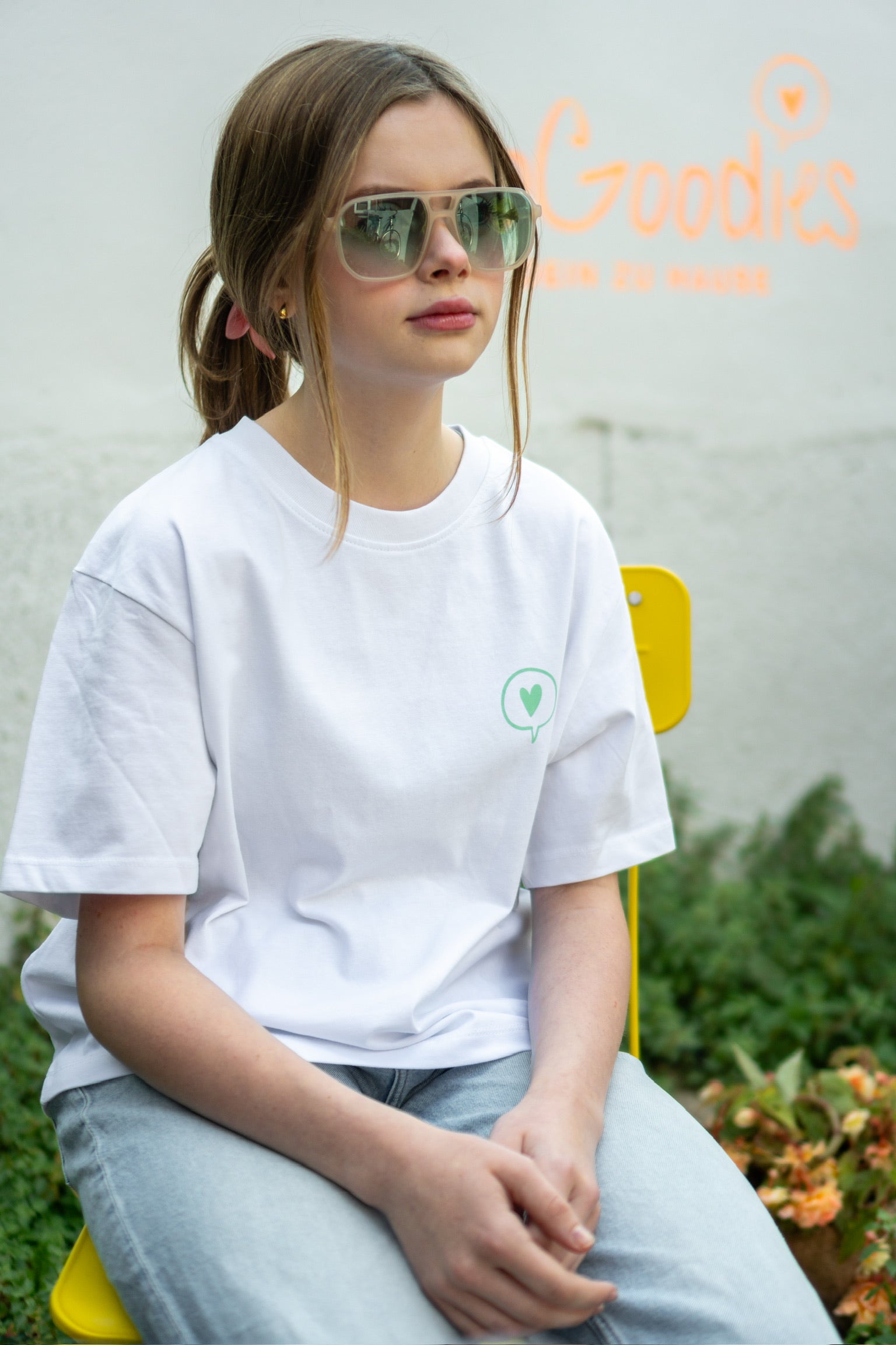 DG Shirt, weiss mit verschiedenen Logofarben