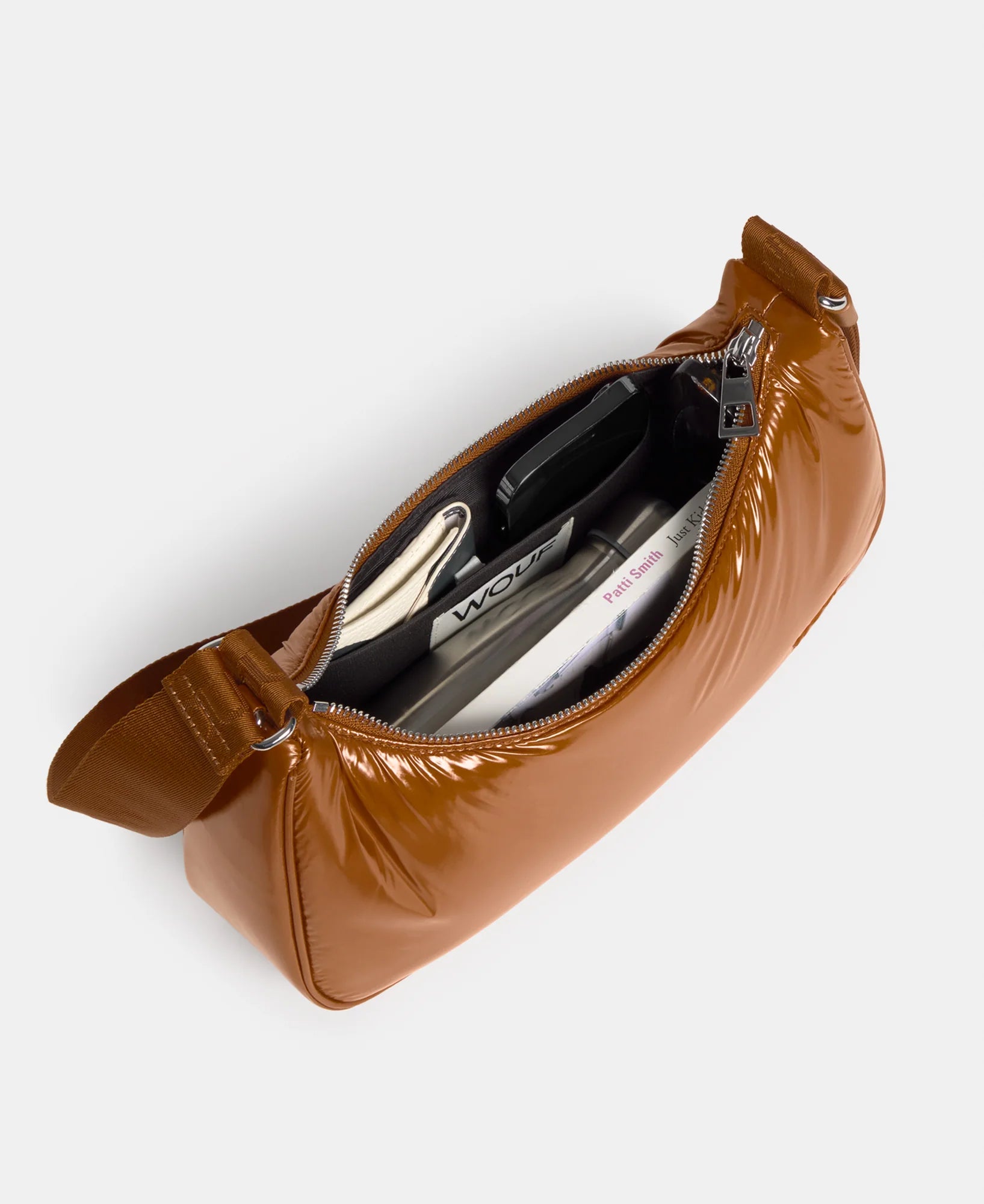 Wouf Sienna Crossbody Bag – Glossy Umhängetasche Cognac 33×14×8 cm bild 2
